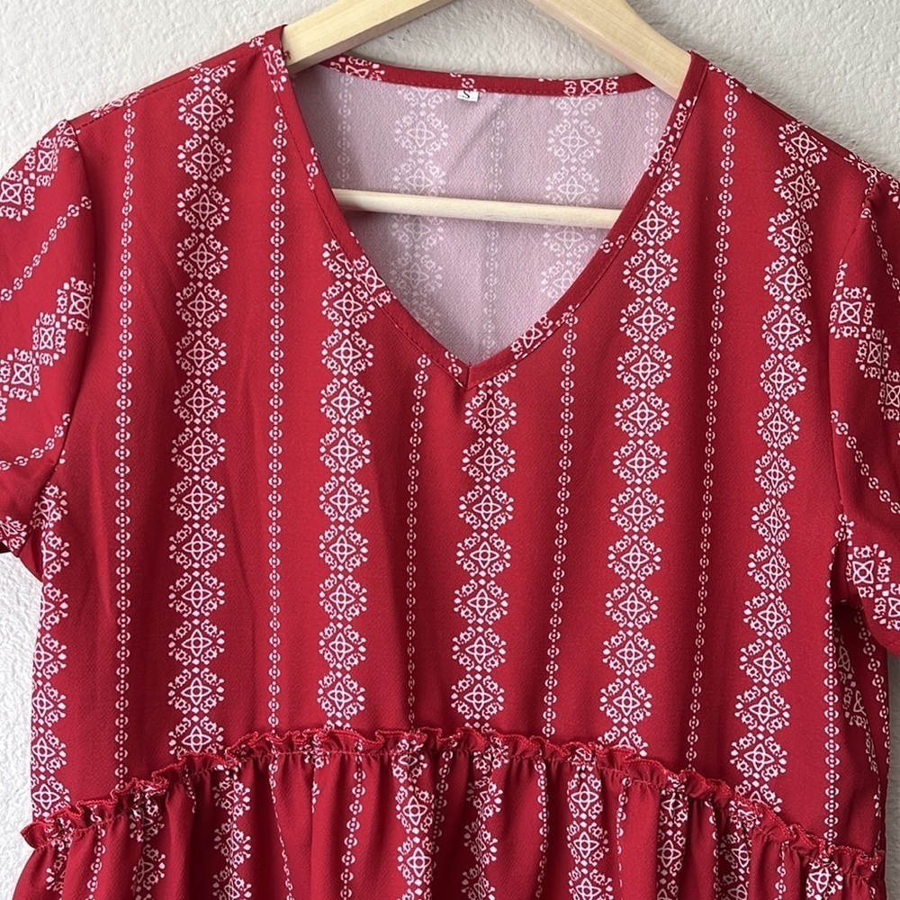 Peplum Blouse Top Floral Red and White size Medium - Picture 4 of 9